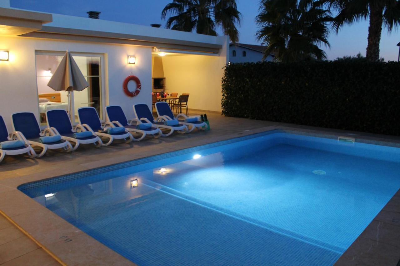Villa Betty Cala'N Blanes  Екстериор снимка